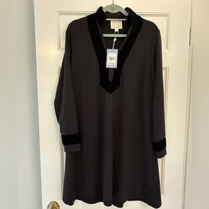 STS NWT Tunic dress with velvet trim